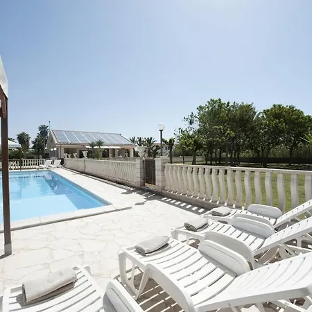 Kaukana Villa Santa Croce Camerina